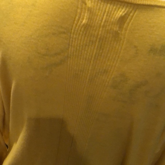 Sunshine Yellow Sweatet - Picture 5 of 7